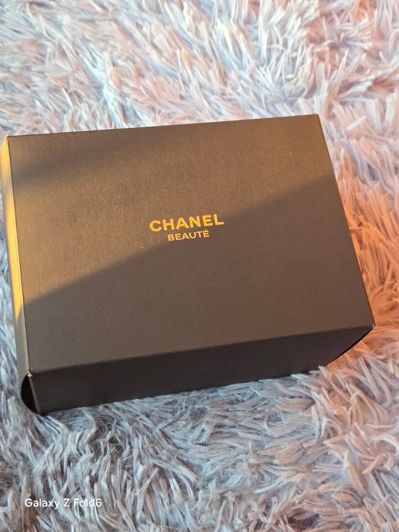 CHANEL BEAUTÉ（シャネル ビューテ）特製バニティポーチ
