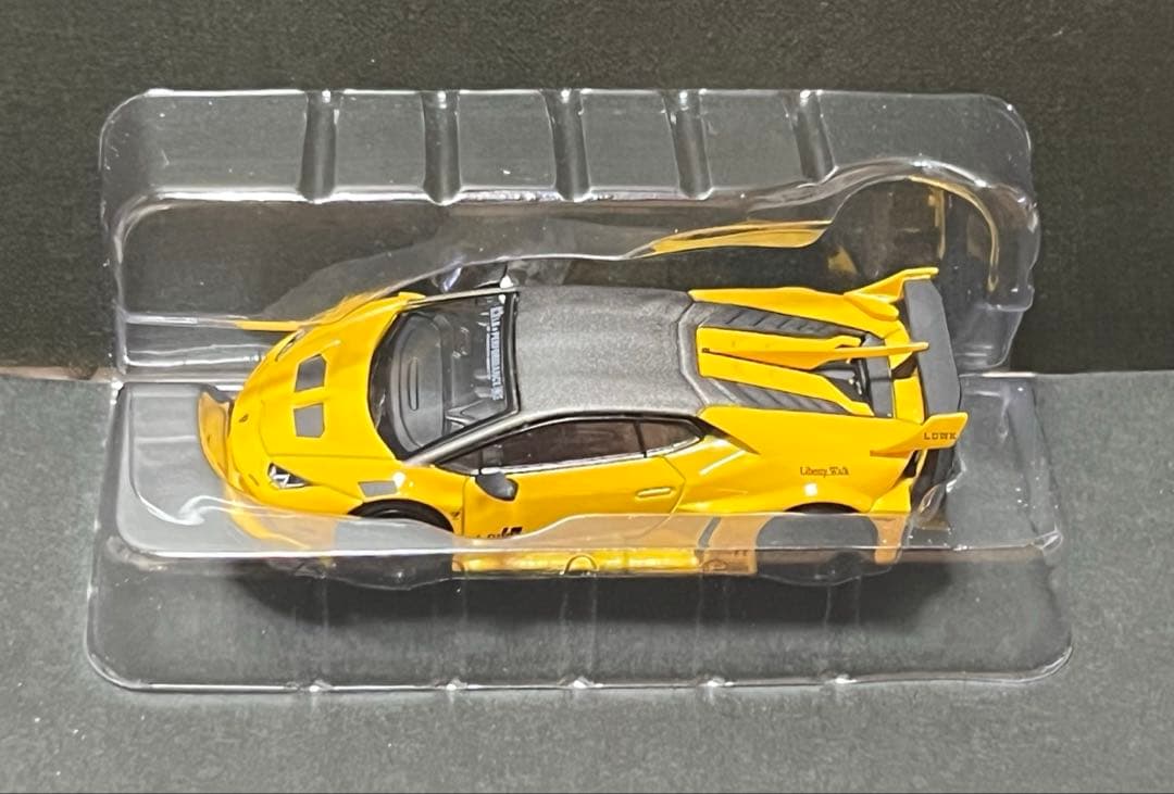 mini gt ランボルギーニ　ウラカン　1/64 3台セット
