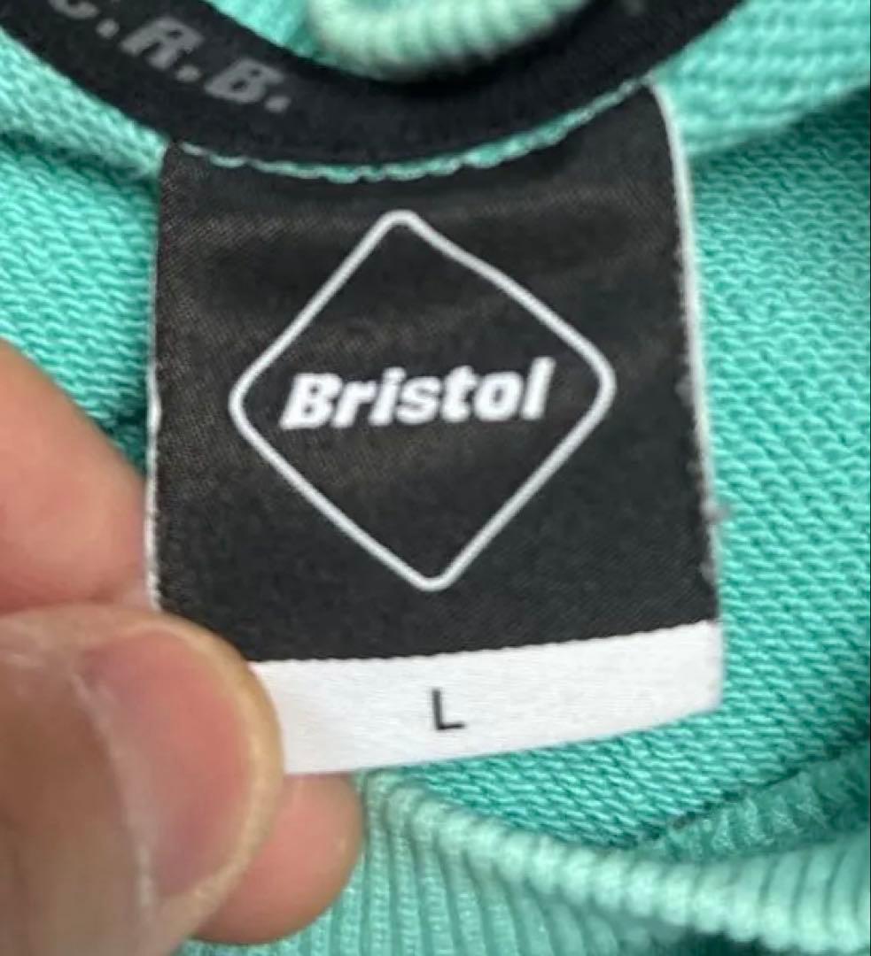 F.C.Real Bristol クルーネック スウェット　ティファニーブルー