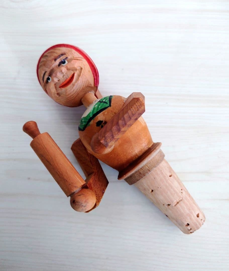 アンティーク　木彫り　人形からくり ボトルストッパー　4個