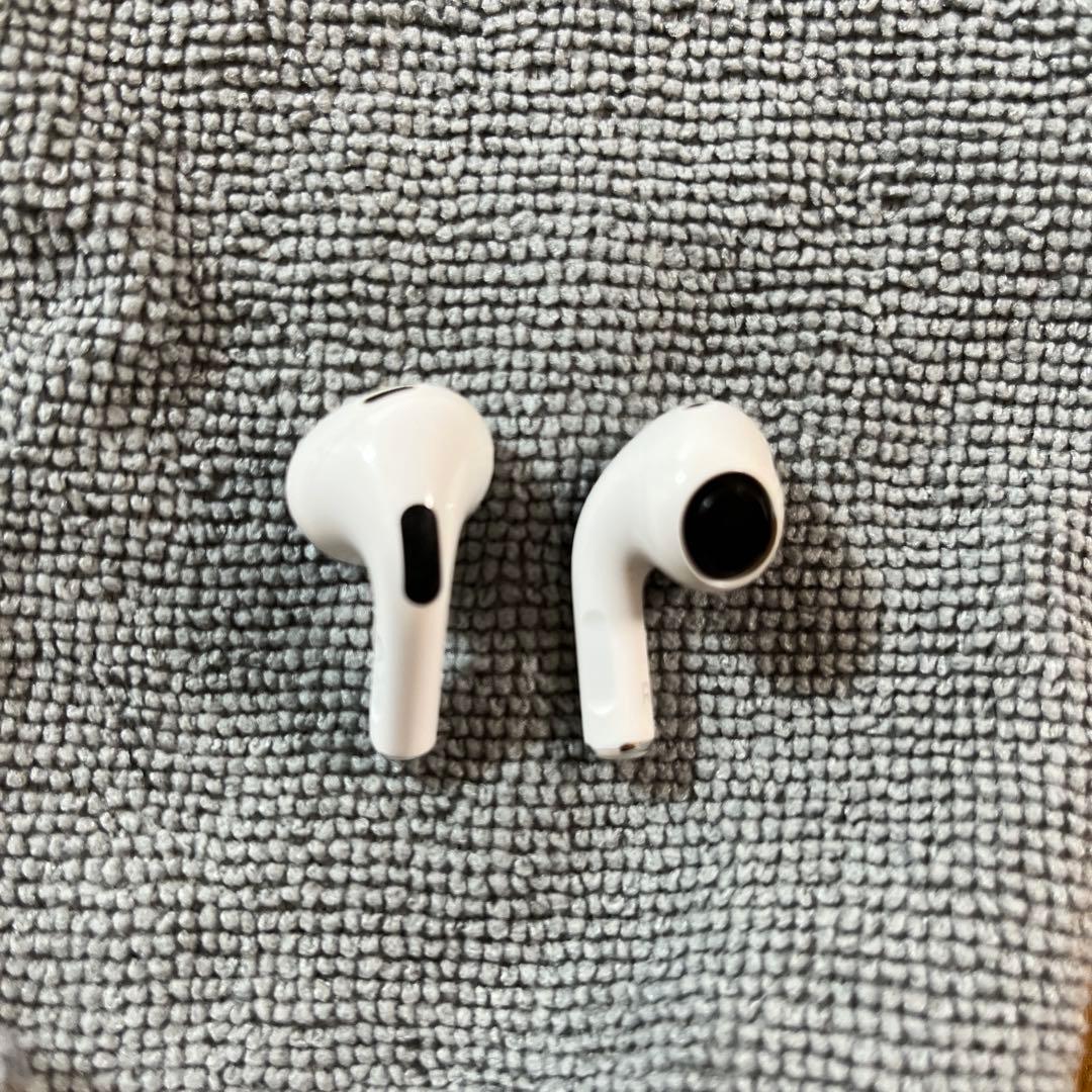 AirPods Pro 本体 ホワイト 充電ケース付き