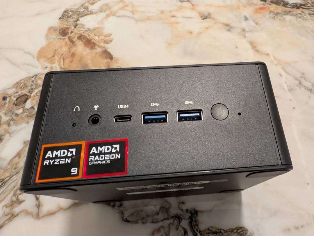 ミニPC MINISFORUM UM890 Pro