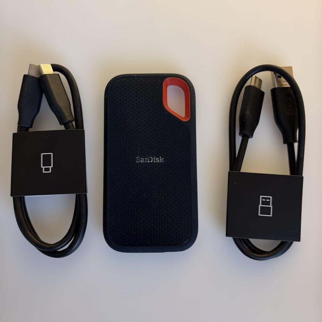 2TB Sandisk extreme ポータブル SSD