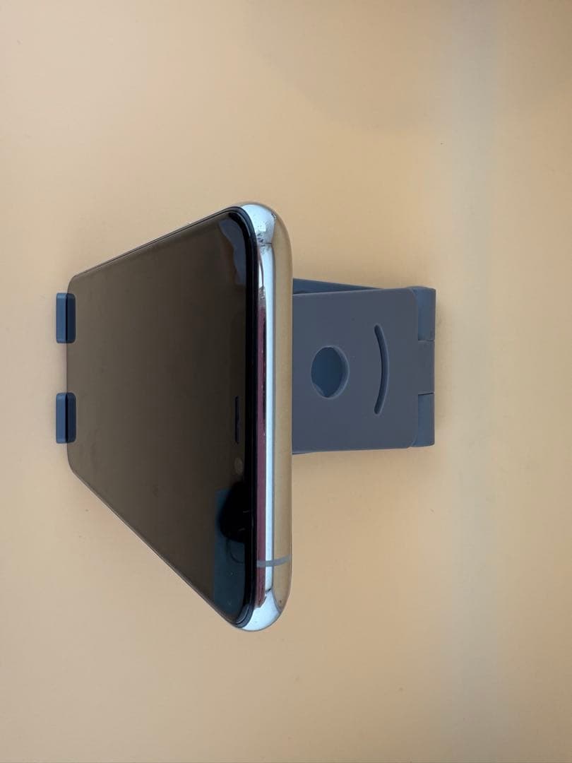 iPhone 11 Pro 256GB シルバー SIMフリーバッテリー100%