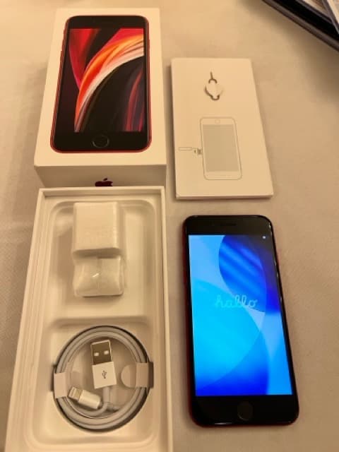【美品】動作良好　Apple iPhone SE (第2世代) レッド 64GB