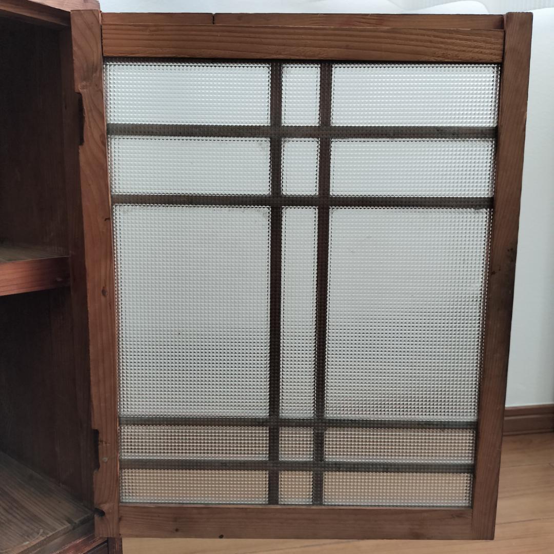 ［さらさらこ］昭和レトロ　ガラスキャビネット（木製収納棚）　水屋　古家具