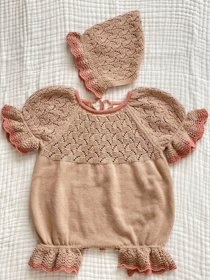 ロンパース・カバーオール mabli awena romper. bonnet