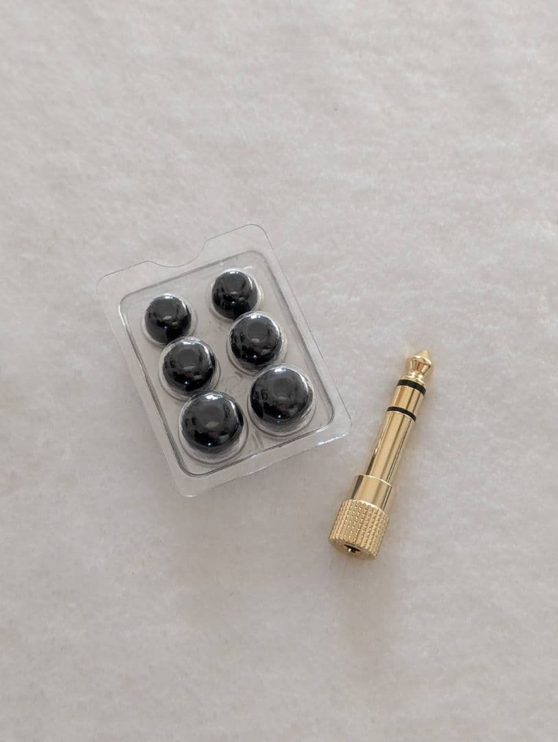 ★美品★Audio Technica ATH-E50 ヘッドホン 遮音 イヤホン