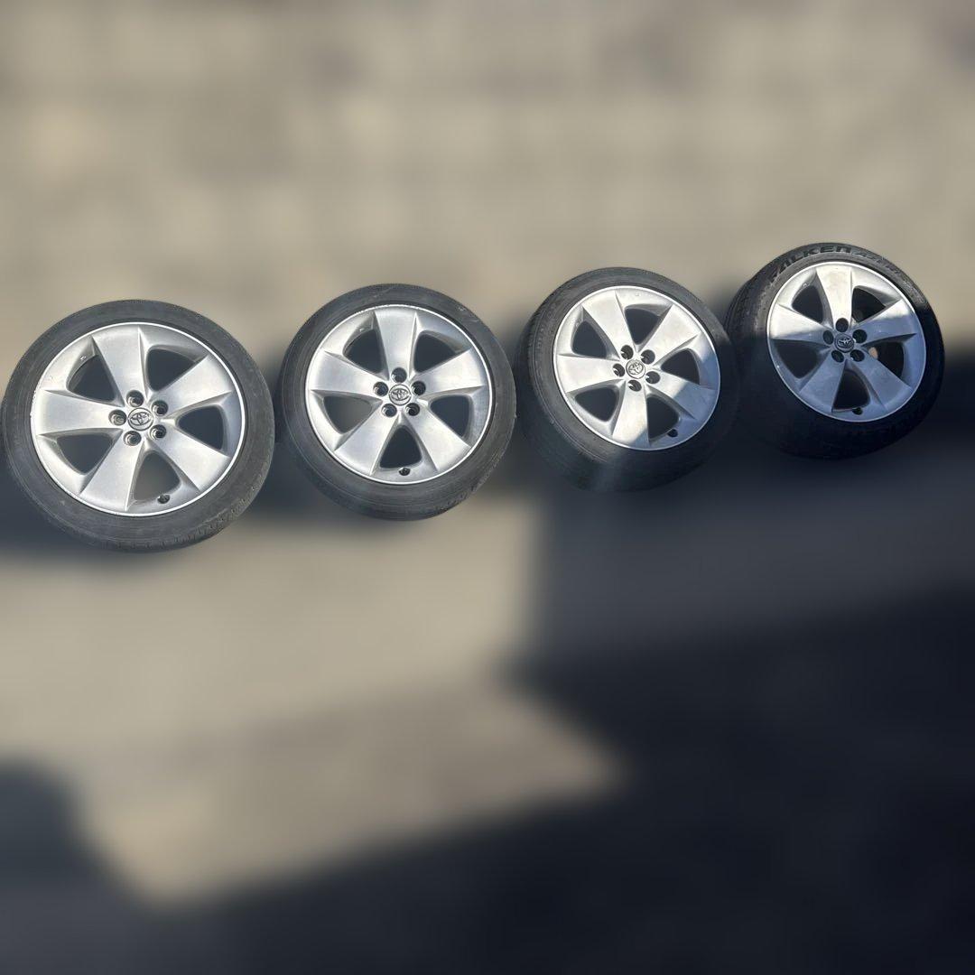 na【 送料込み】30プリウス純正アルミホイール　17インチ４本set