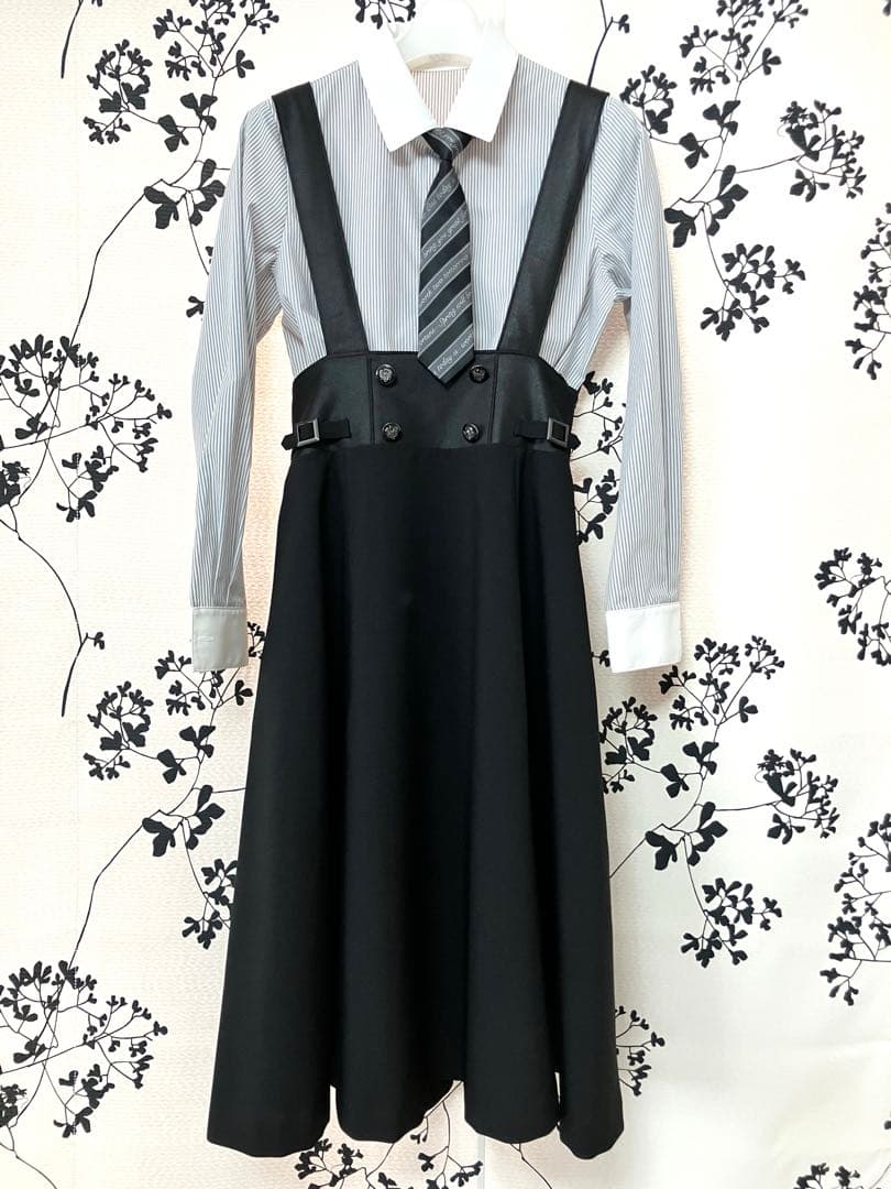 クリーニング済 エルアンノワール ブラックショートジャケットハイウエストスカート