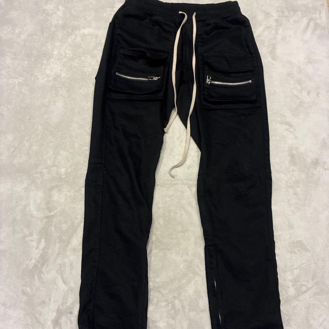 Danke Schön. ブラックカーゴパンツ　28サイズ
