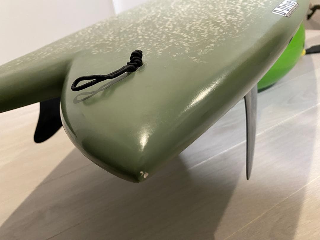 レトロツインフィッシュ　マイクシェイプス　5'8\" サーフボード　フィン付き