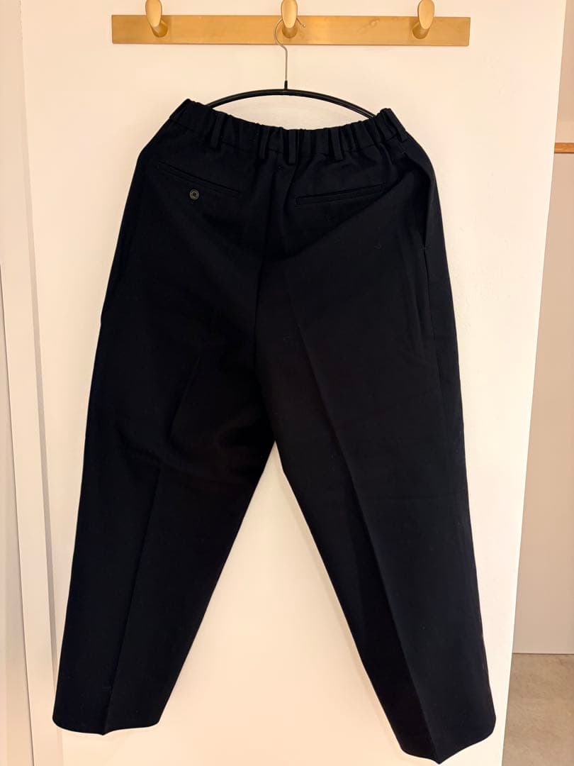 新品　Lサイズ MARKAWARE CLASSIC FIT TROUSERS
