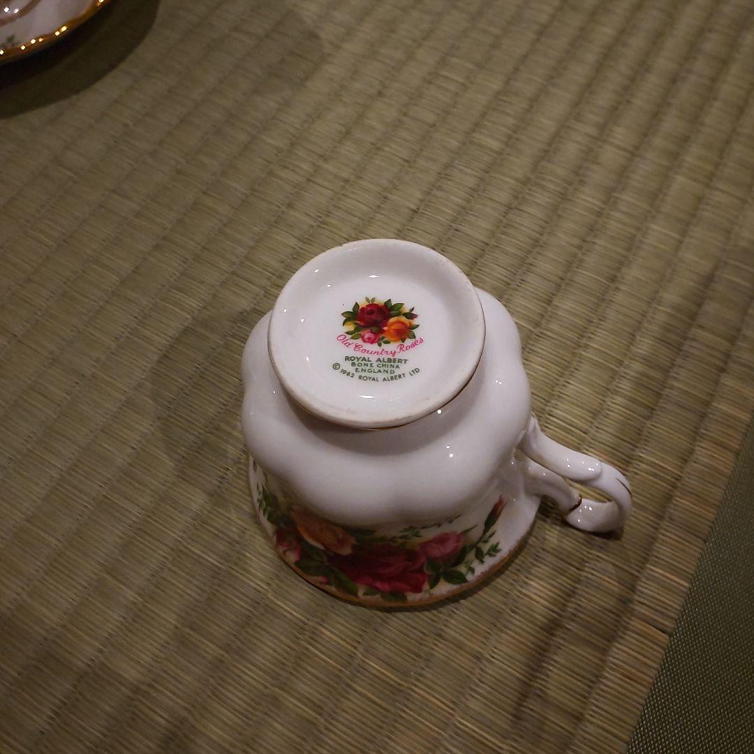 ロイヤルアルバート　ティーカップソーサーセットオールドカントリーローズ自宅保管品