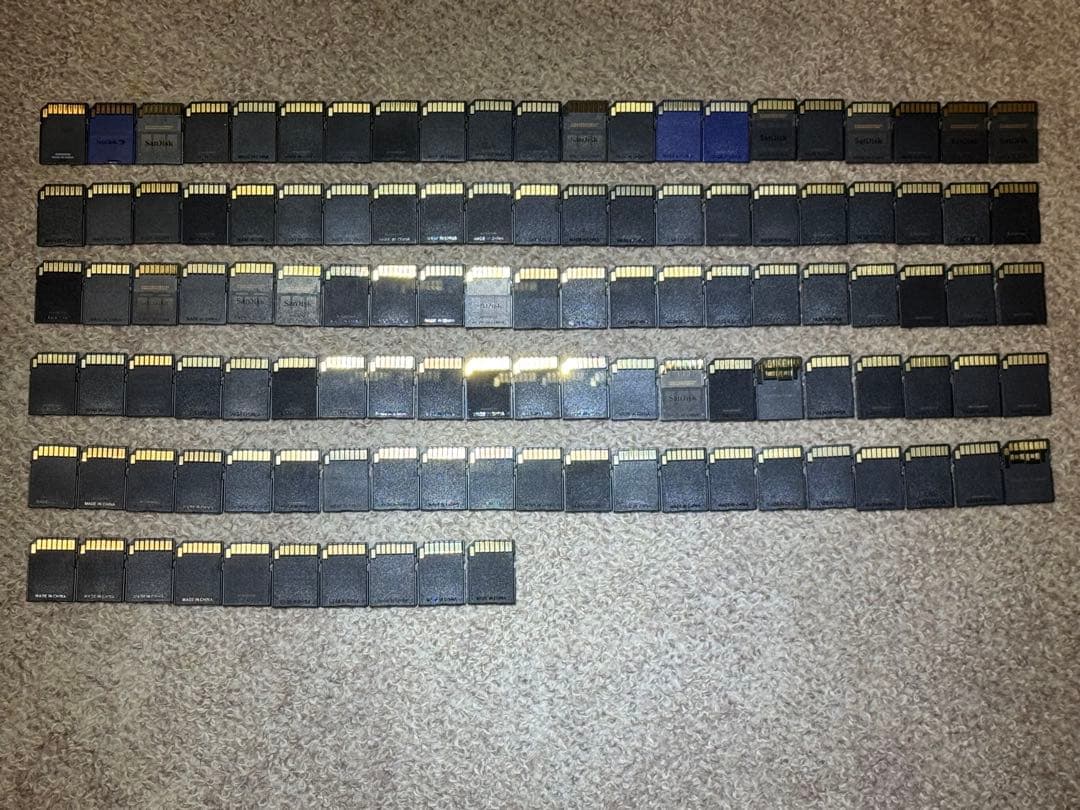 SDカード （SanDisk 115枚）