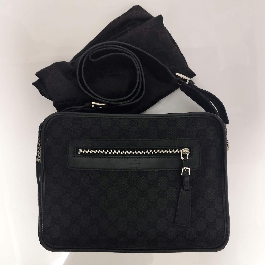 美品☆　グッチ　GGキャンバス　ショルダーバッグ　カメラバッグ　クロスボディ