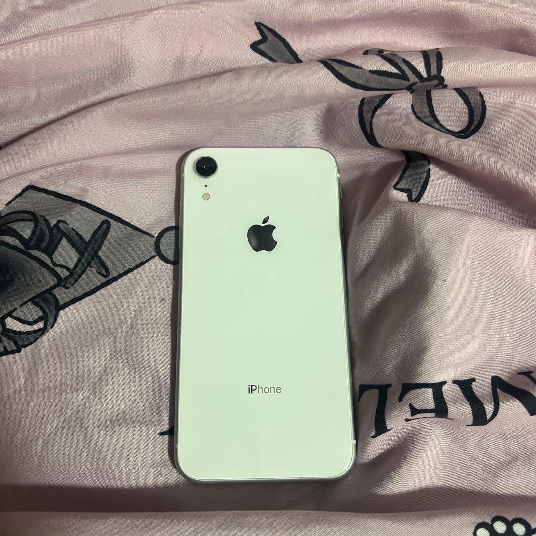 Apple iPhone XR ホワイト