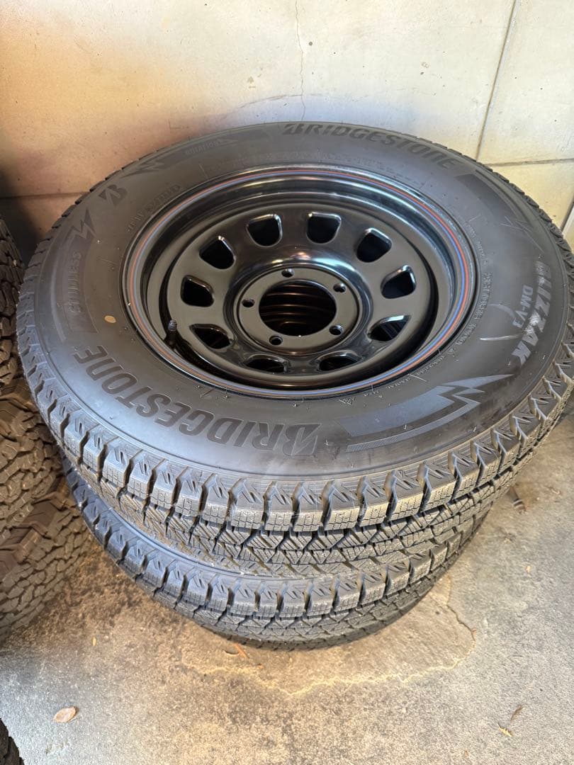 ジムシーシエラ JB74 スタッドレス ブリザック 2024年製