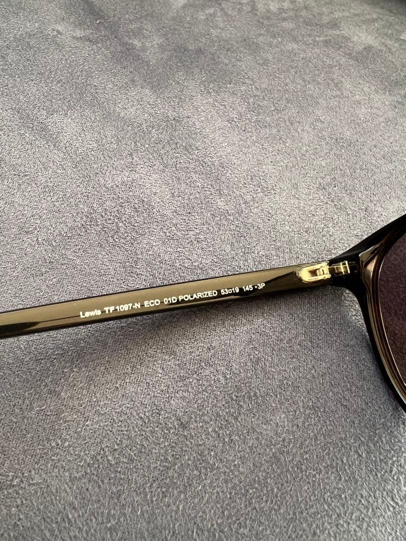 きなこ　TOM FORD ラウンド型サングラス ブラック