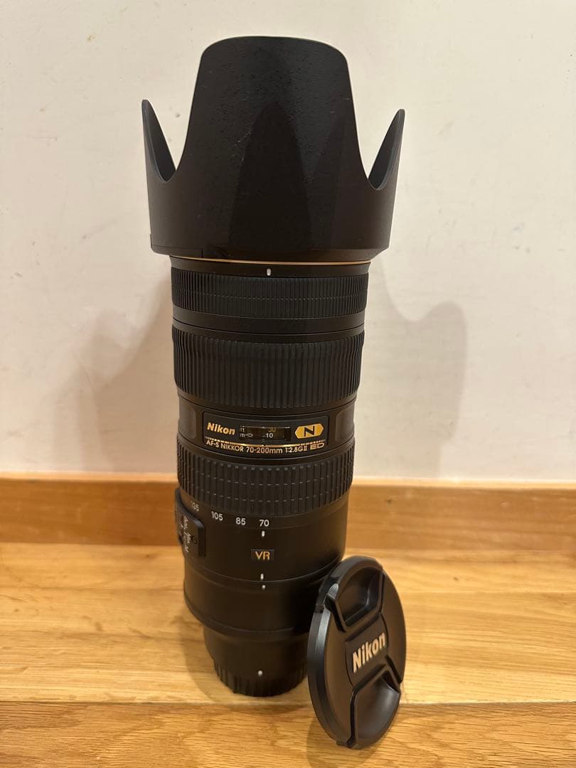 ニコン　70-200 f2.8 VR2