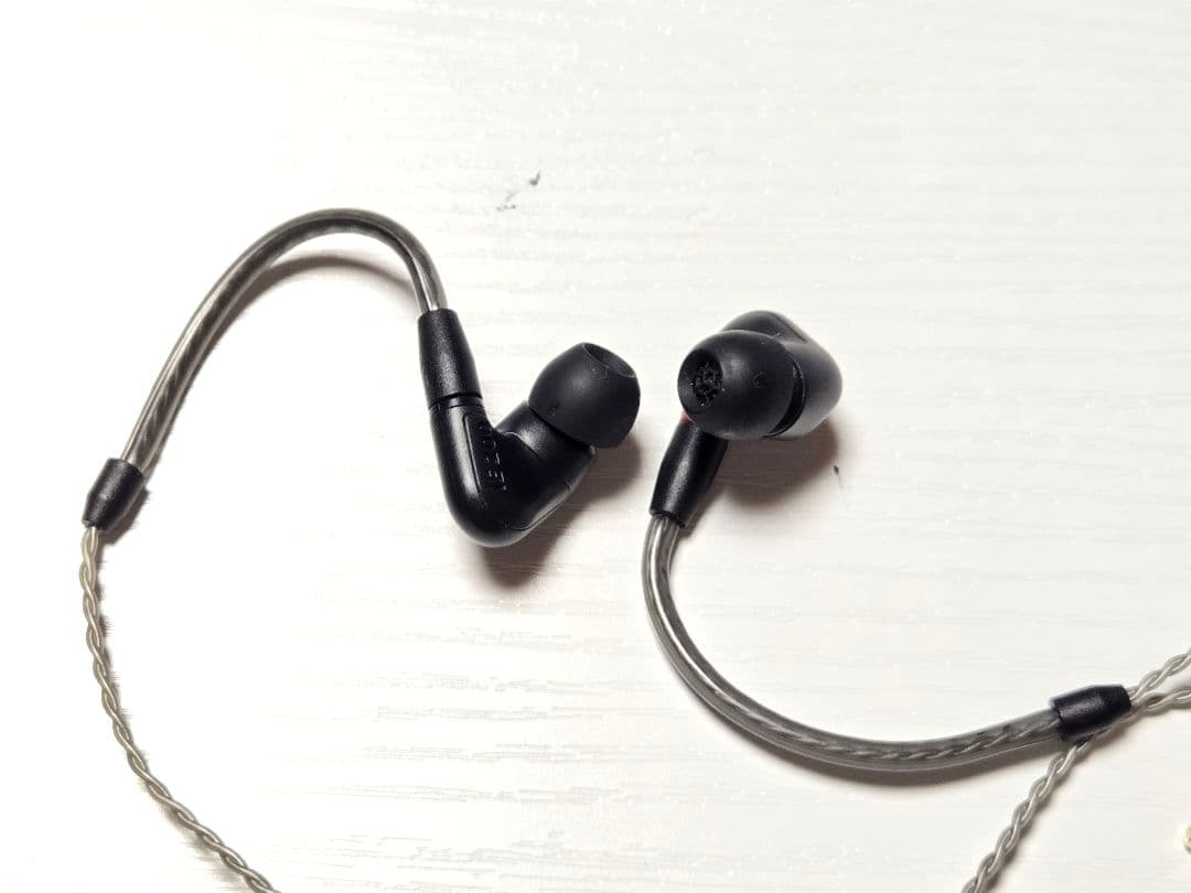 Sennheiser IE200 ブラック