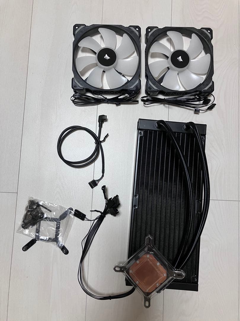 Corsair H115i RGB PLATINUM 280mm 簡易水冷