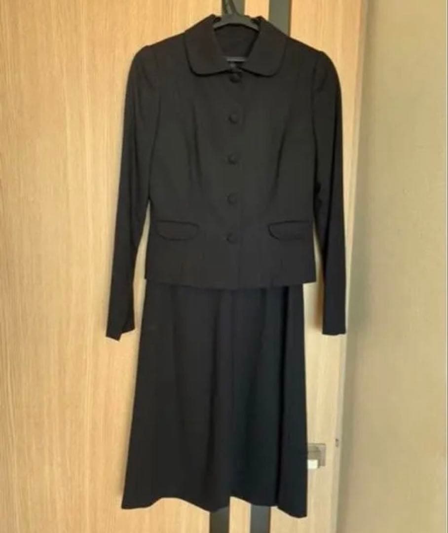 トゥービーシック　お受験スーツ⭐︎匿名配送⭐︎クリーニング済み