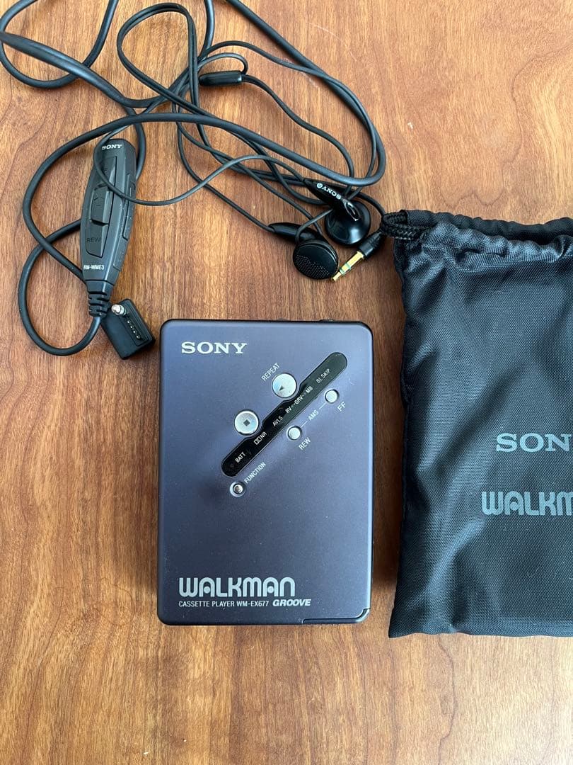 SONY WALKMAN カセットプレーヤー パープル 動作確認未実施