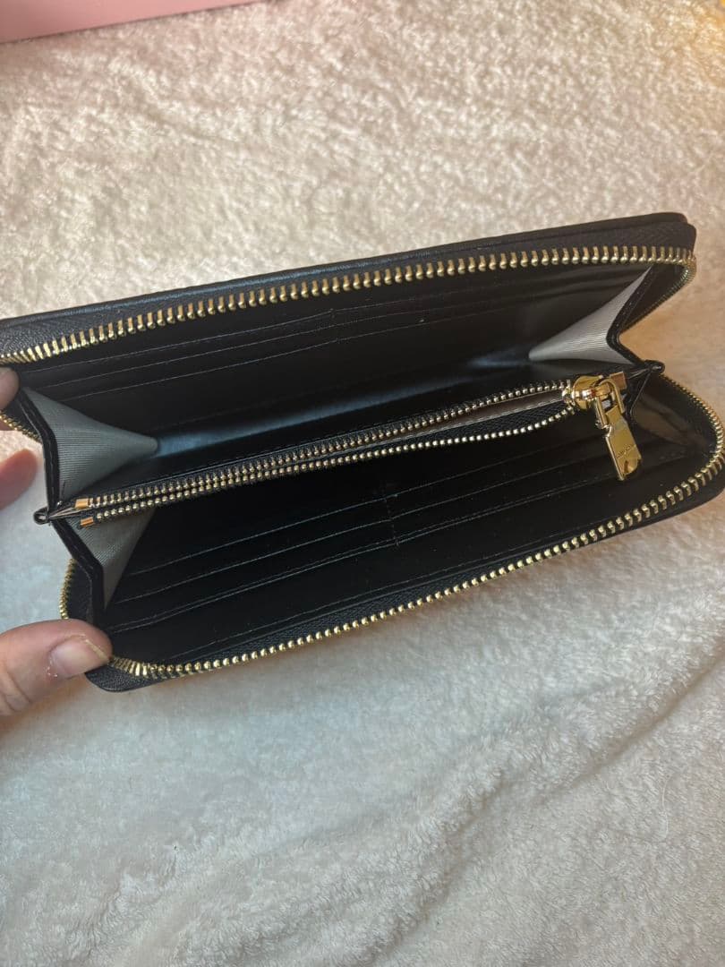 らりん 新品 MIU MIU キルティング長財布 ピンク＆ブラック