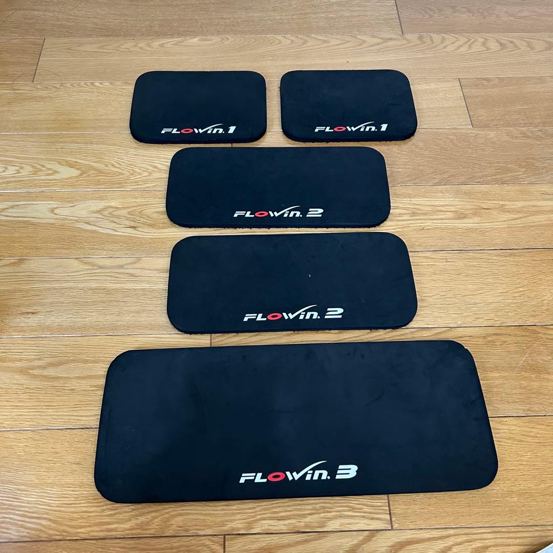 キャラ FLOWIN Sport WHITE 138㎝×98㎝ フローイン