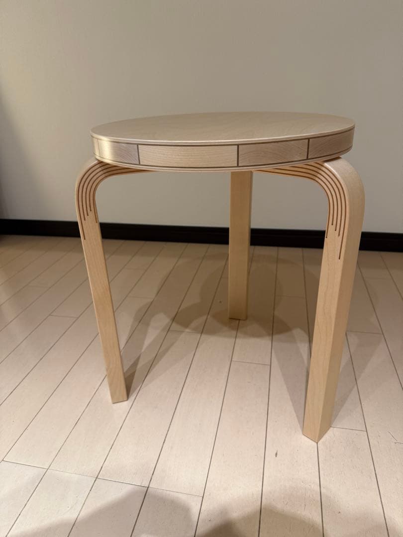 Artek スツール60 コントラスティ