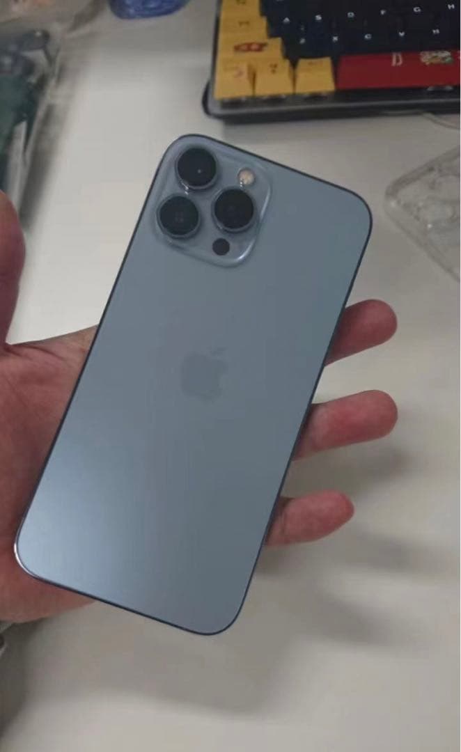 iPhone 13 Promac 本体