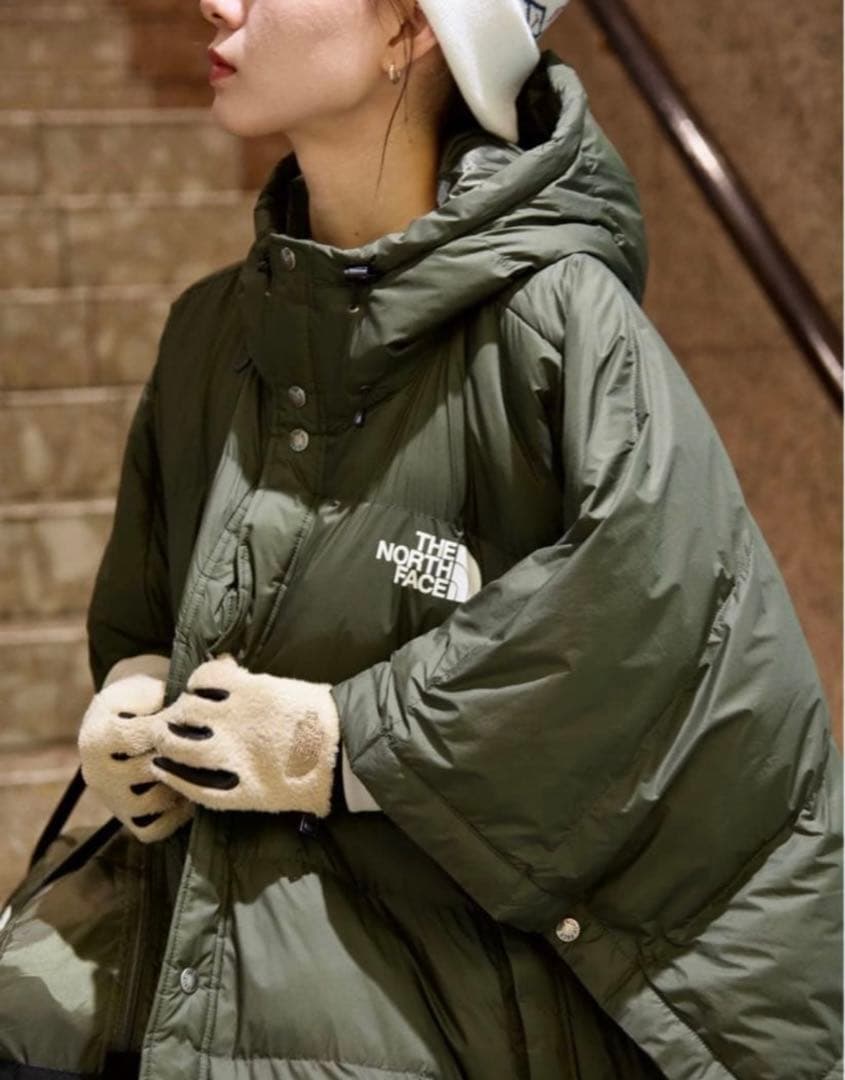ジャケット・アウター THE NORTH FACE Padded Poncho Coat