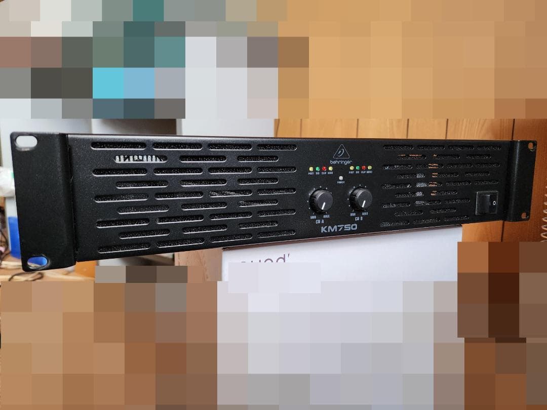 behringer KM750 750W 2チャンネルアンプ