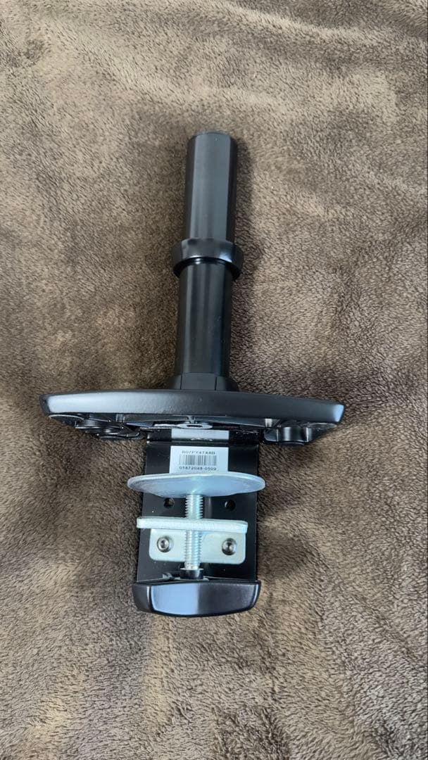 Amazon basicsブラック モニターアーム エルゴトロンOEM