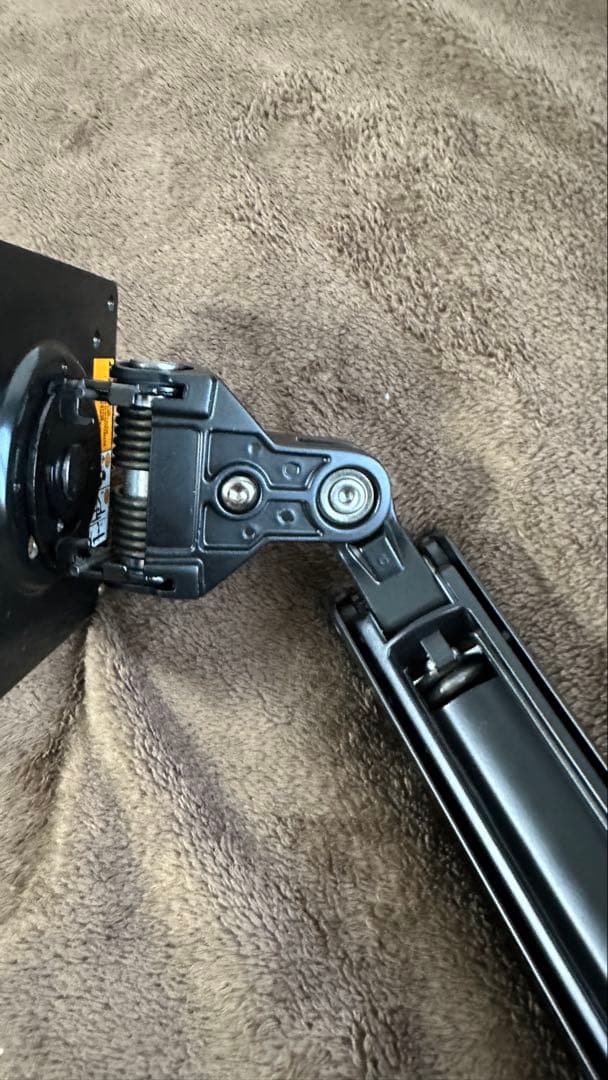 Amazon basicsブラック モニターアーム エルゴトロンOEM