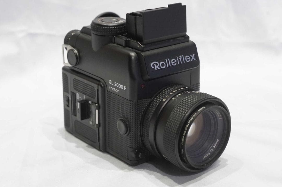 ローライフレックスSL2000F ジャンク　レンズ2本、アダプター、ストロボつき