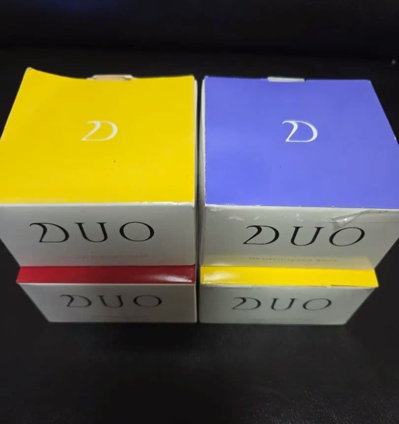 DUO クレンジングバーム　4個セット ホワイト毛穴ハリケア 　赤黄青 90g