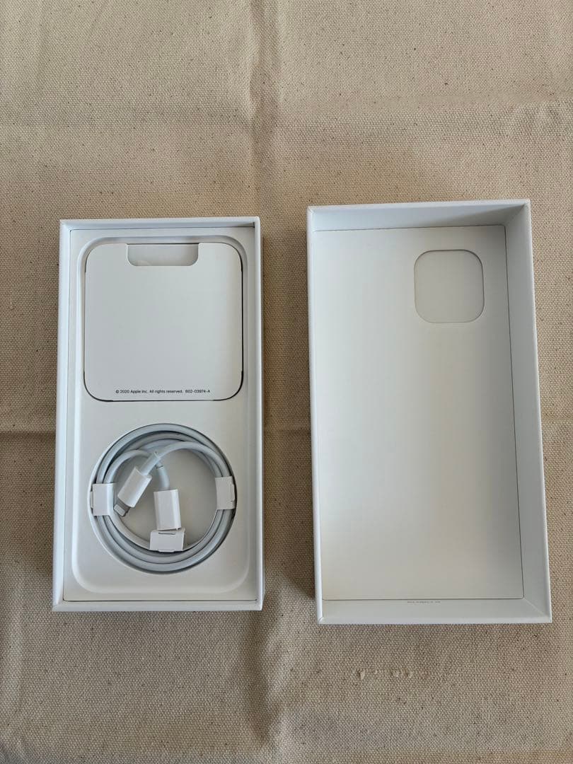 【箱付き】iPhone12 64gb simロックなし