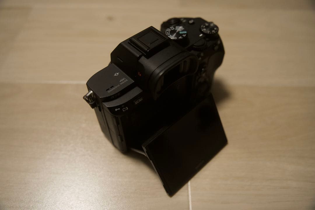 SONY α7III ミラーレス一眼　本体のみ　箱なし