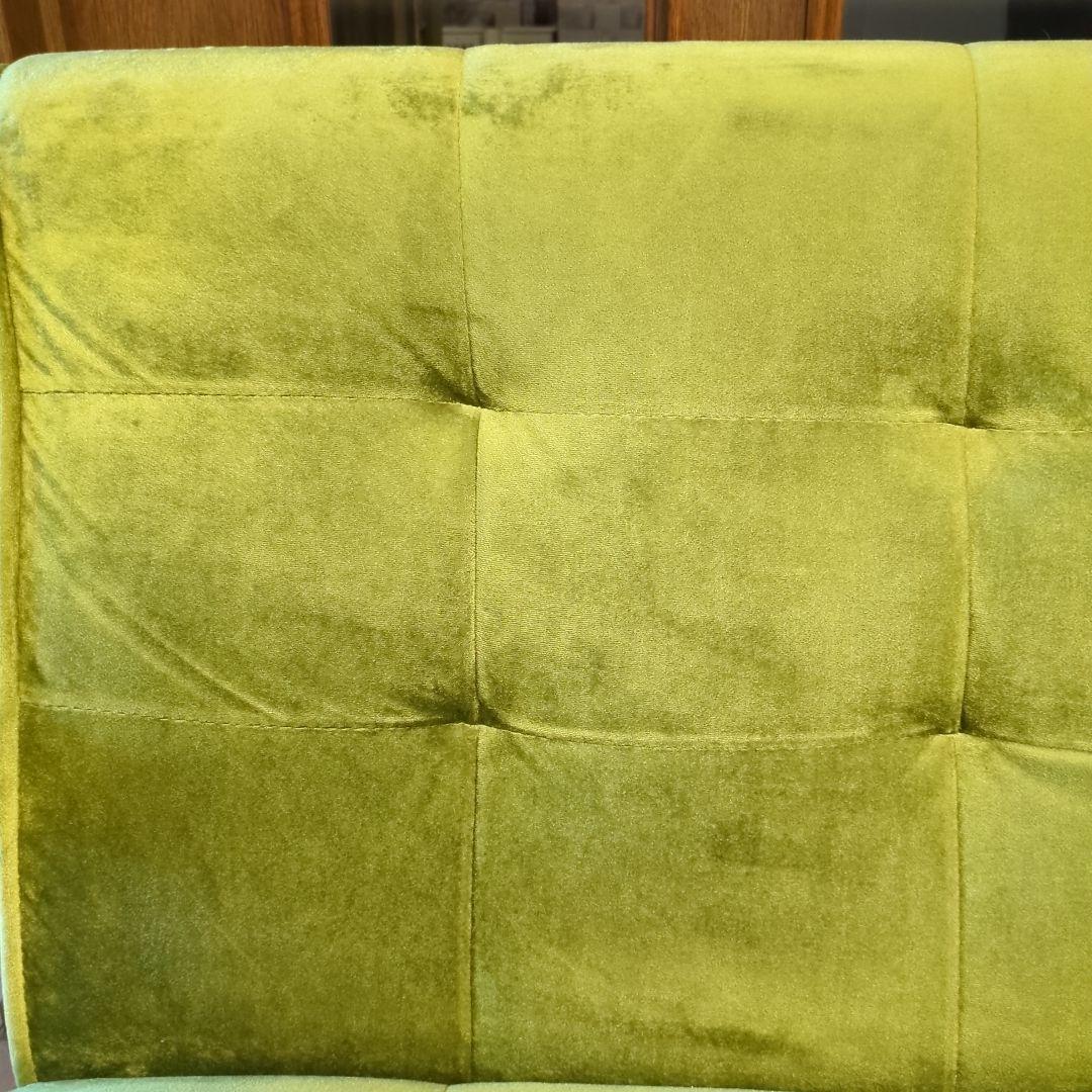 イキカグ IKIKAGU　アンティーク風2人掛けソファ　ベロア調の生地　グリーン