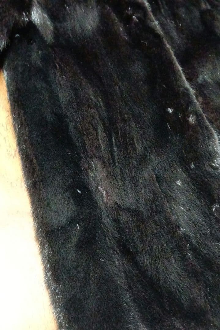 毛皮のコート　ミンク　リアルファーコート　ブラック