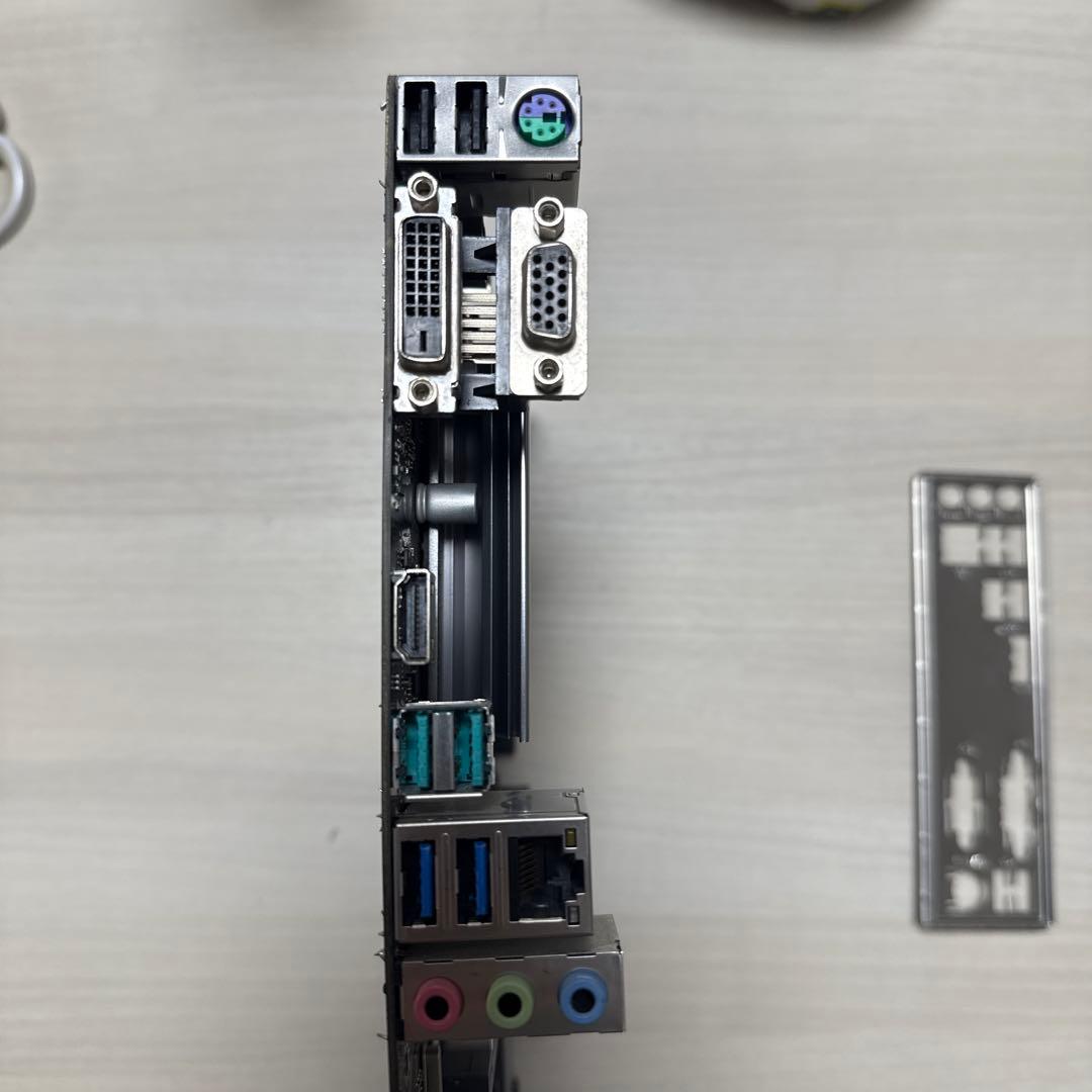 U*n様 2⭐️CPU i7-8700とASUS PRIME H370-A マザ