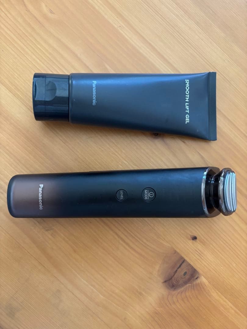 Panasonic VITALIFT 美顔器 EH-SR86-T