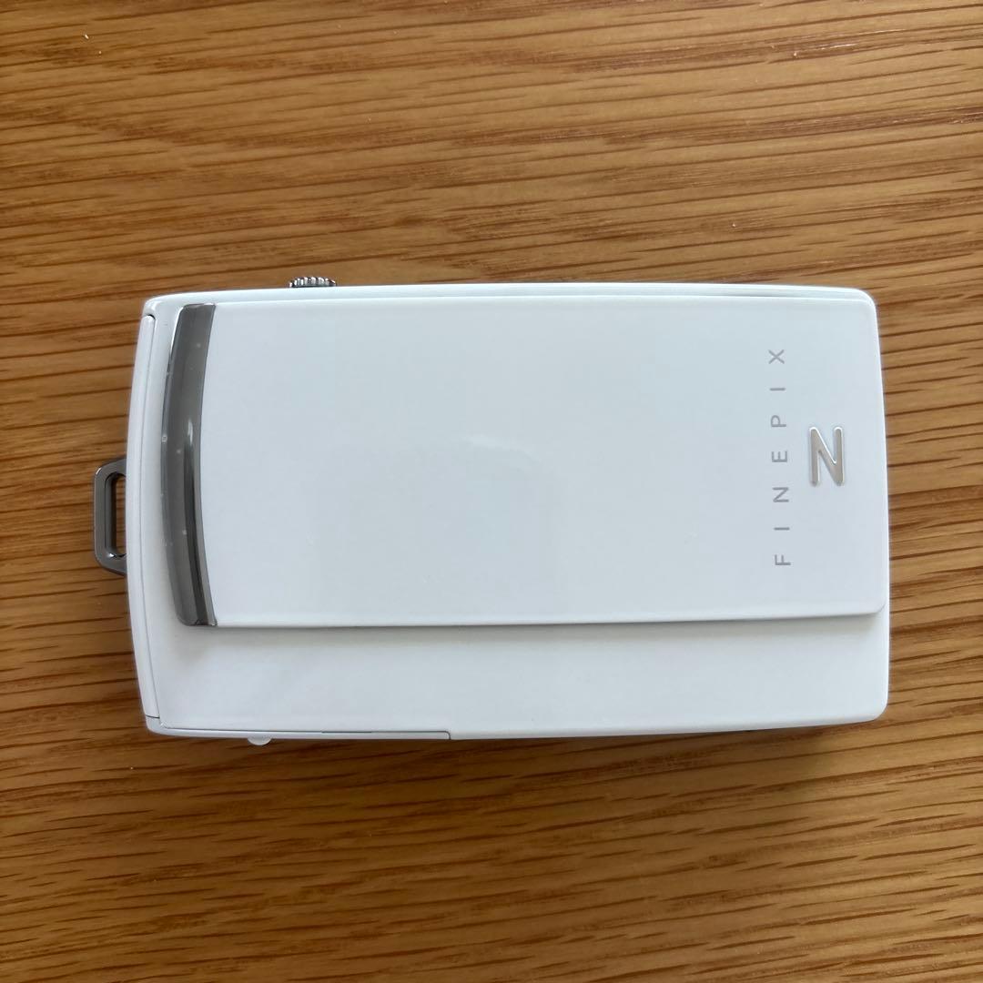 ⭐︎美品⭐︎ FUJIFILM FINEPIX Z1000 EXR