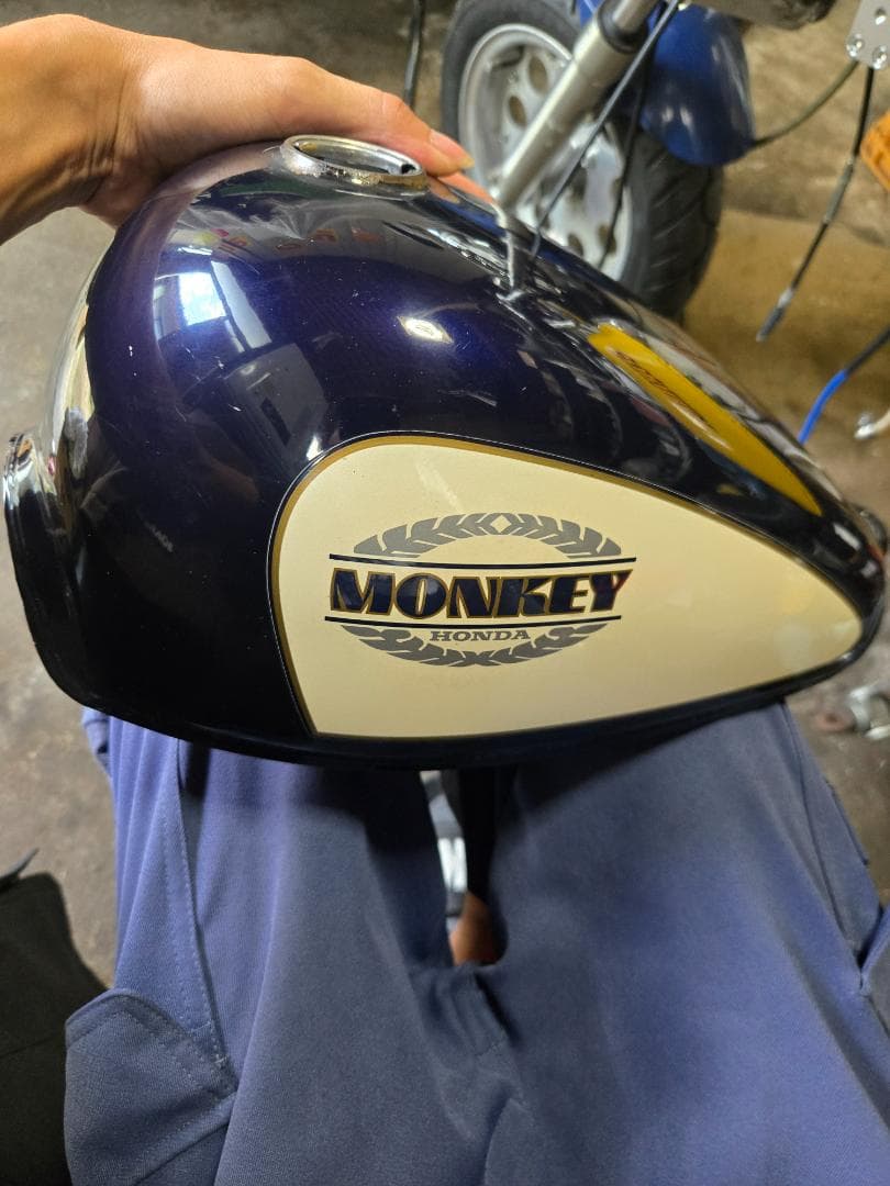 カ*ズ様 モンキー ガソリンタンク