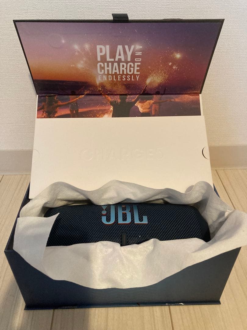 【美品・箱と付属品全て有】JBL CHARGE5 ブルー