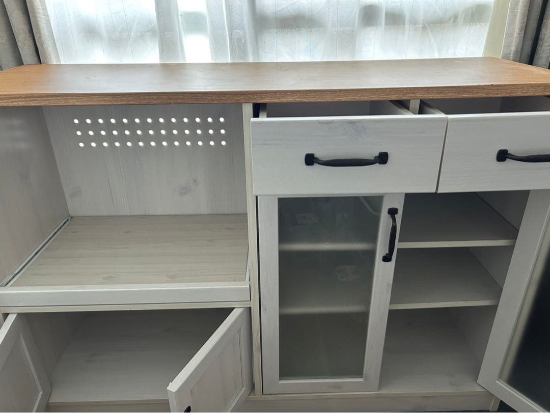 食器棚　6月末まで