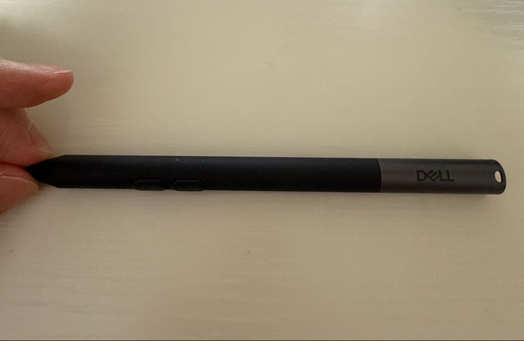 Dell Inspiron ノートPC シルバー