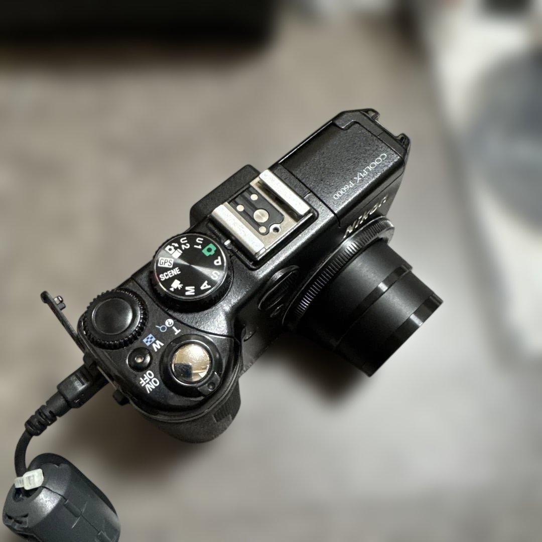 Nikon COOLPIX P6000 付属品あり
